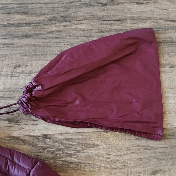 EUC Lightweight Packable Down Jacket - Picture 6 of 8